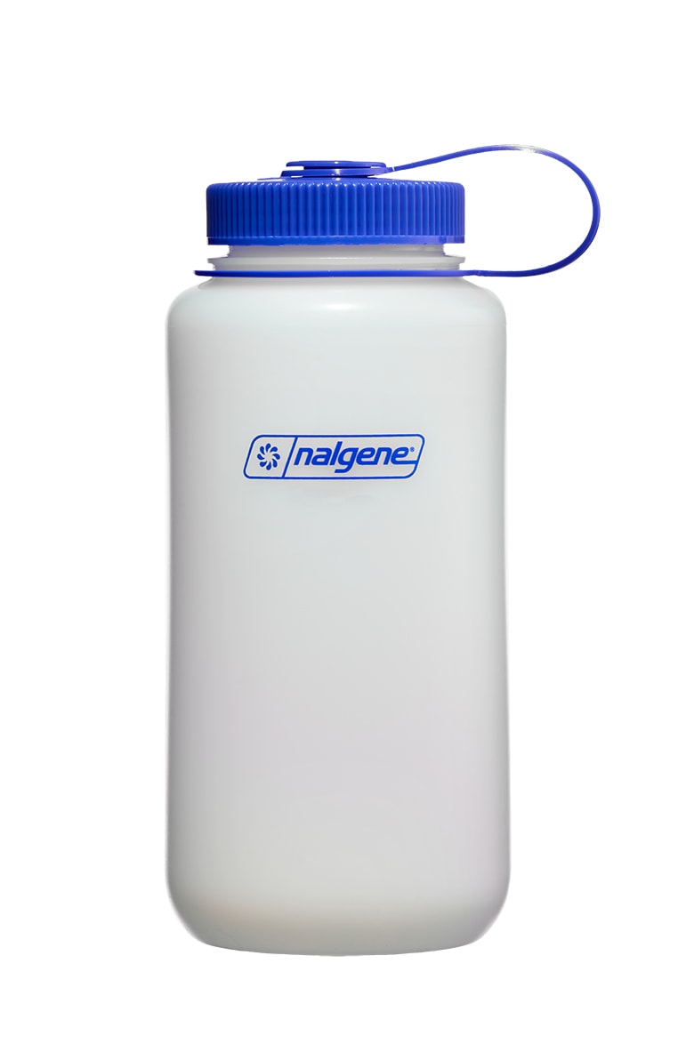 Nalgene product view: 32oz Wide Mouth Ultralite Bottle S0 — 32oz Wide Mouth Ultralite Bottle