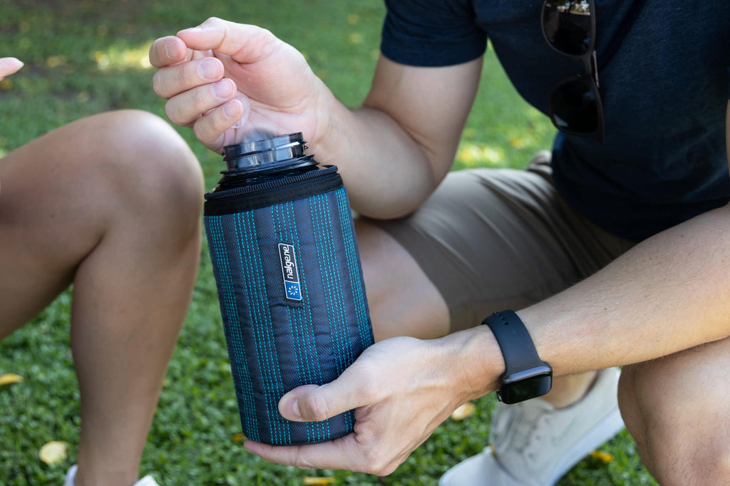 Nalgene product detail: 32oz Insulated Sleeve J6 — 32oz Insulated Sleeve